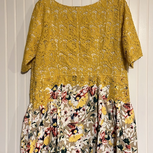 Eshakti Lace and Flowers Party Dress Size 3X 24W - Picture 4 of 8